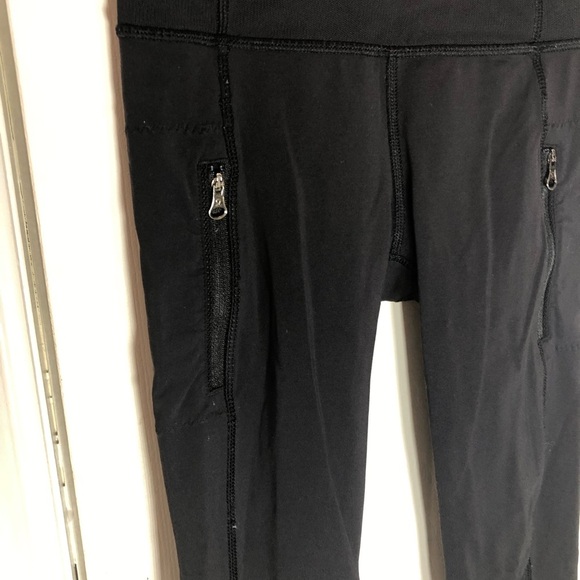 Lululemon 3/4 leggings - Picture 2 of 6